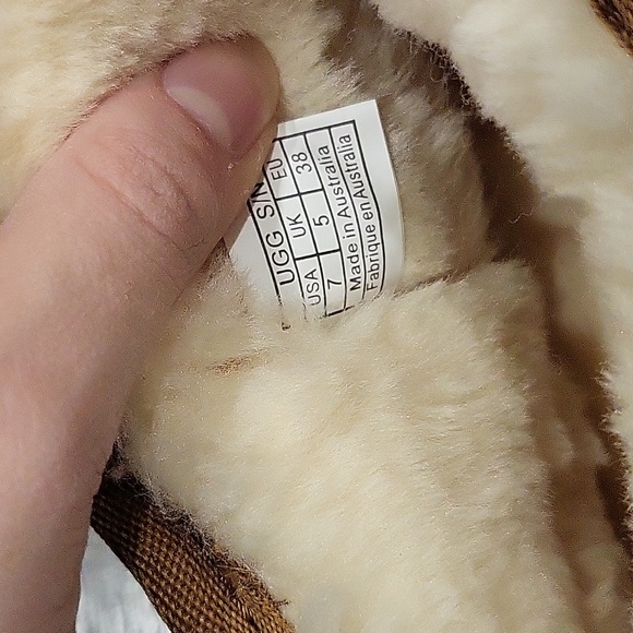 Classic Ultra Mini Uggs - Picture 5 of 5